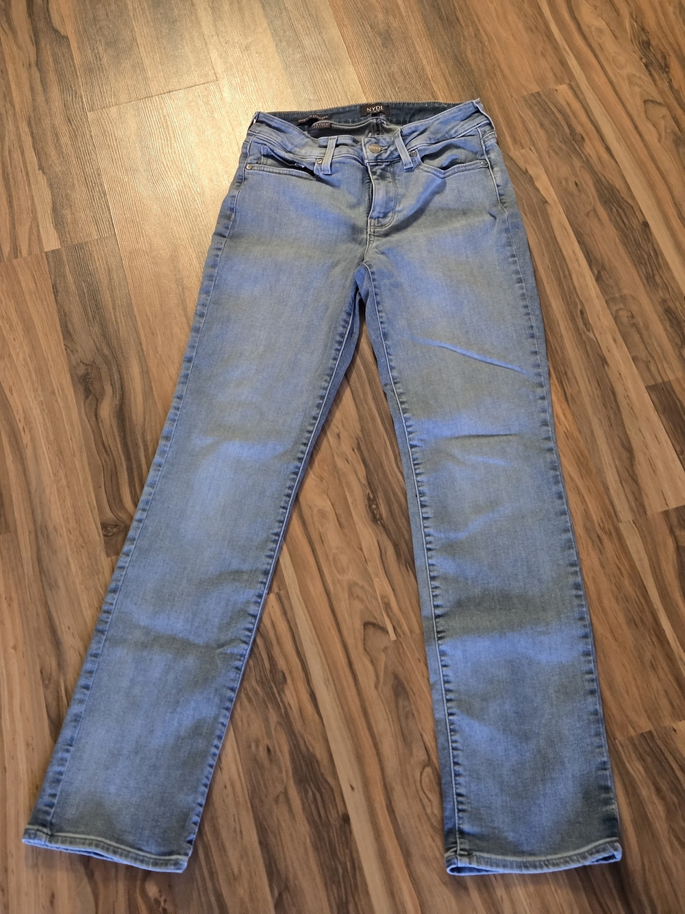 NYDJ Marilyn Straight Light Wash Lift Tuck Jeans Size 4